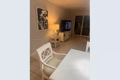 5601 Collins Ave #823, Miami Beach, FL 33140 - Photo 15