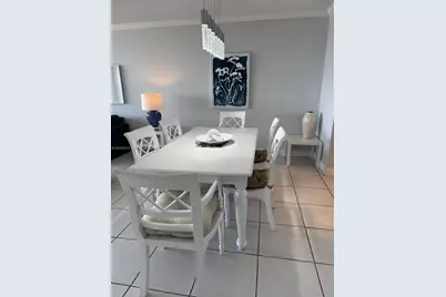 5601 Collins Ave #823, Miami Beach, FL 33140 - Photo 17