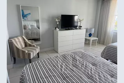 5601 Collins Ave #823, Miami Beach, FL 33140 - Photo 27