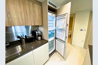 1000 Brickell Plaza #1914, Miami, FL 33131 - Photo 11