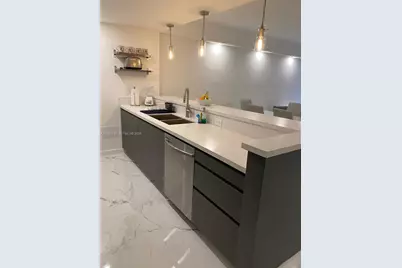 5601 Collins Ave #722, Miami Beach, FL 33140 - Photo 27