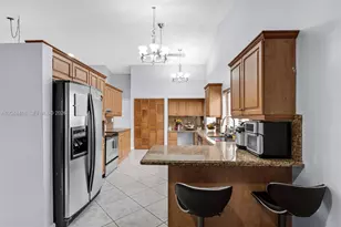 8650 NW 46th Ct, Lauderhill, FL 33351 - Photo 9
