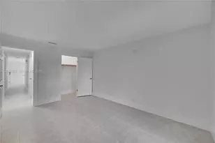 810 SW 12th Ct, Fort Lauderdale, FL 33315 - Photo 15