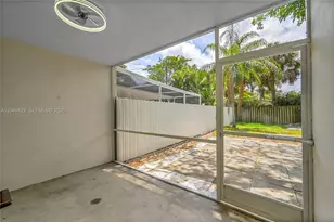 808 SW 12th Ct, Fort Lauderdale, FL 33315 - Photo 31