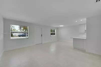808 SW 12th Ct #808, Fort Lauderdale, FL 33315 - Photo 3