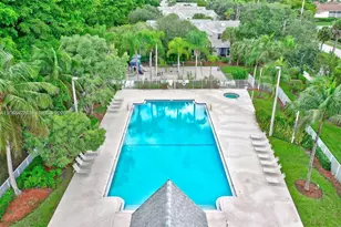 7858 Dixie Beach Cir, Tamarac, FL 33321 - Photo 3