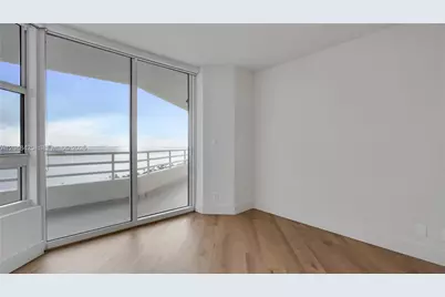 555 NE 34th St #1701, Miami, FL 33137 - Photo 33