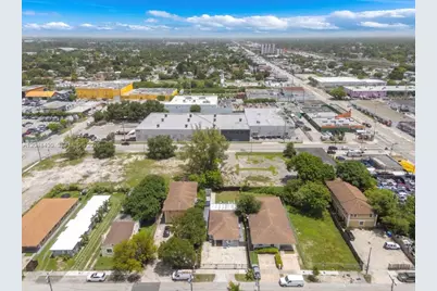 751 NW 70th St, Miami, FL 33150 - Photo 27