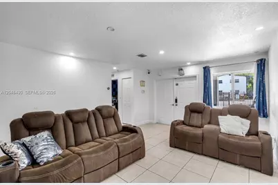 751 NW 70th St, Miami, FL 33150 - Photo 7