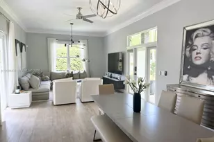889 NE 97th St, Miami Shores, FL 33138 - Photo 11