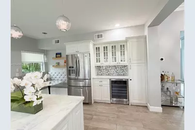 889 NE 97th St, Miami Shores, FL 33138 - Photo 7