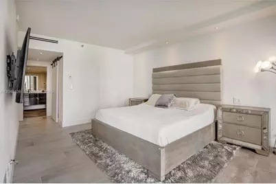 20191 E Country Club Dr #802, Aventura, FL 33180 - Photo 19