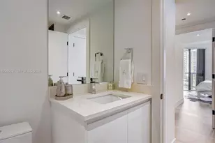 20191 E Country Club Dr, Aventura, FL 33180 - Photo 13
