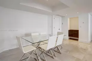 20191 E Country Club Dr, Aventura, FL 33180 - Photo 5