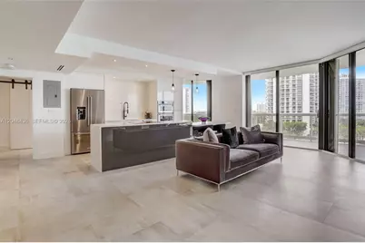 20191 E Country Club Dr #802, Aventura, FL 33180 - Photo 3