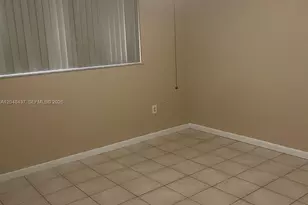 430 SE 5th St, Hialeah, FL 33010 - Photo 13