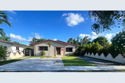 430 SE 5th St, Hialeah, FL 33010 - Photo 1