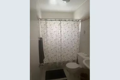 430 SE 5th St, Hialeah, FL 33010 - Photo 15