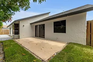 7428 NW 49th Ct, Lauderhill, FL 33319 - Photo 41