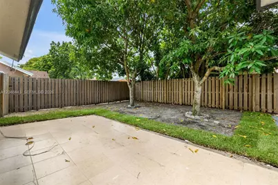 7428 NW 49th Ct, Lauderhill, FL 33319 - Photo 39