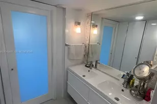 5701 Collins Ave, Miami Beach, FL 33140 - Photo 19
