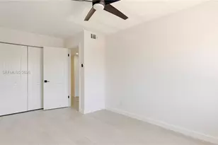933 NE 24th Ave, Hallandale Beach, FL 33009 - Photo 31