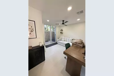 715 SW 4th Ave, Fort Lauderdale, FL 33315 - Photo 13