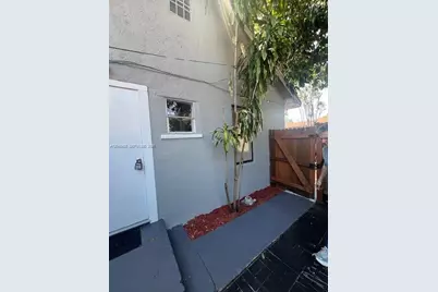 [Address not provided], North Miami Beach, FL 33160 - Photo 11