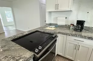 400 NW 61st Ave, Miami, FL 33126 - Photo 7