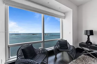 1425 Brickell Ave #42E, Miami, FL 33131 - Photo 3