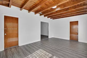 2323 NW 1st St, Miami, FL 33125 - Photo 23