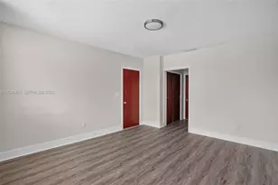 2323 NW 1st St, Miami, FL 33125 - Photo 25