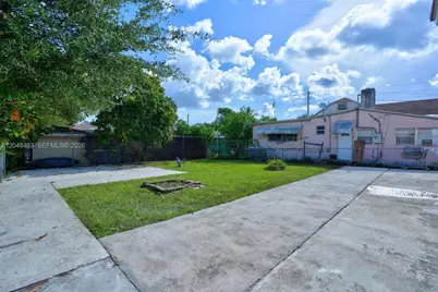 2323 NW 1st St, Miami, FL 33125 - Photo 35