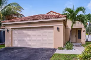 1356 Presidio Dr, Weston, FL 33327 - Photo 1