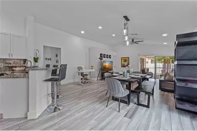 1356 Presidio Dr, Weston, FL 33327 - Photo 3