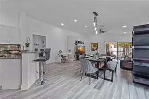 1356 Presidio Dr, Weston, FL 33327 - Photo 3