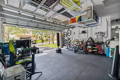 1356 Presidio Dr, Weston, FL 33327 - Photo 13