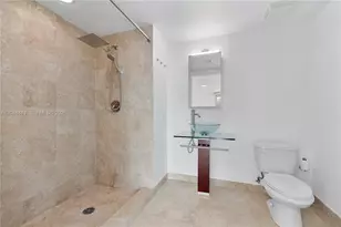 350 S Miami Ave, Miami, FL 33130 - Photo 21