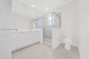 12918 NW 23rd Pl, Miami, FL 33167 - Photo 23