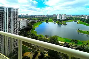 20191 E Country Club Dr, Aventura, FL 33180 - Photo 5
