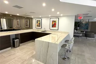 20191 E Country Club Dr, Aventura, FL 33180 - Photo 25