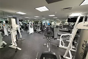 20191 E Country Club Dr, Aventura, FL 33180 - Photo 39