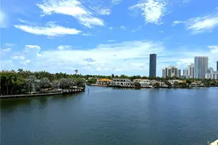 20191 E Country Club Dr, Aventura, FL 33180 - Photo 29