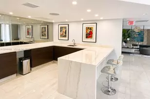 20191 E Country Club Dr, Aventura, FL 33180 - Photo 25