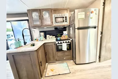 325 Calusa St #425, Key Largo, FL 33037 - Photo 11