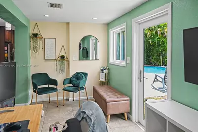 301 SW 65th Ave, Pembroke Pines, FL 33023 - Photo 11