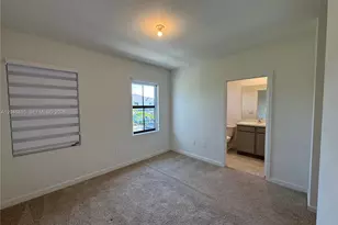 438 NE 12th St, Florida City, FL 33034 - Photo 13