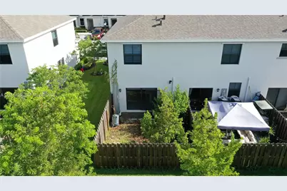 438 NE 12th St, Florida City, FL 33034 - Photo 7
