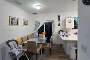 2720 NE 3rd Dr, Homestead, FL 33033 - Photo 5