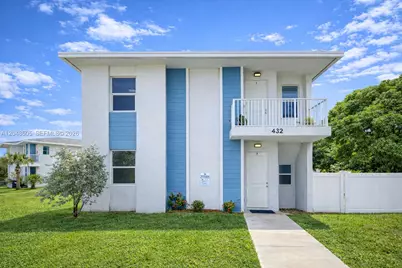 432 21st St #432, West Palm Beach, FL 33407 - Photo 1